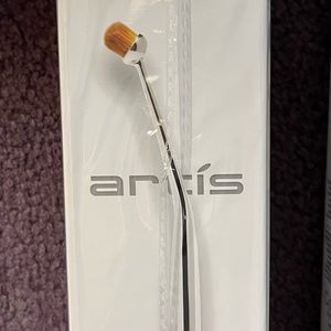 ARTIS Elite CIRCLE 1R Makeup Brush, Mirror Finish-NEW IN BOX, Never Opened!